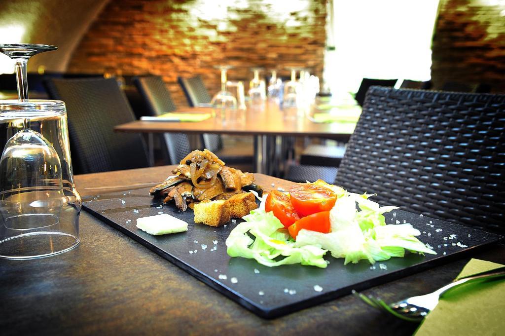 Auberge Saint Martin La Brigue Ngoại thất bức ảnh